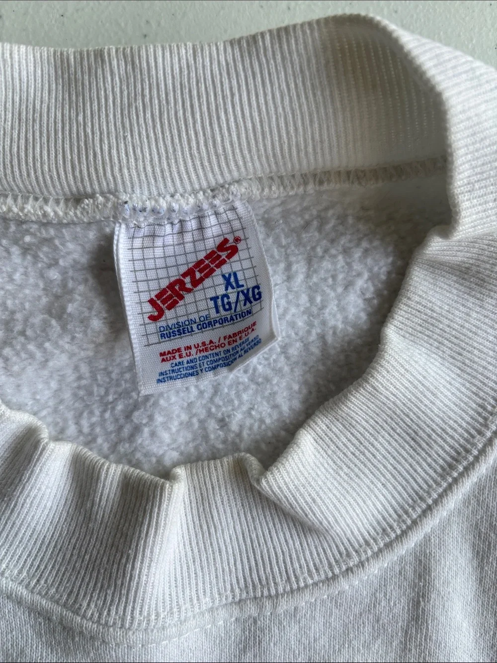 Jerzees White Graphic Crewneck Sweatshirt with Dilbert Comic